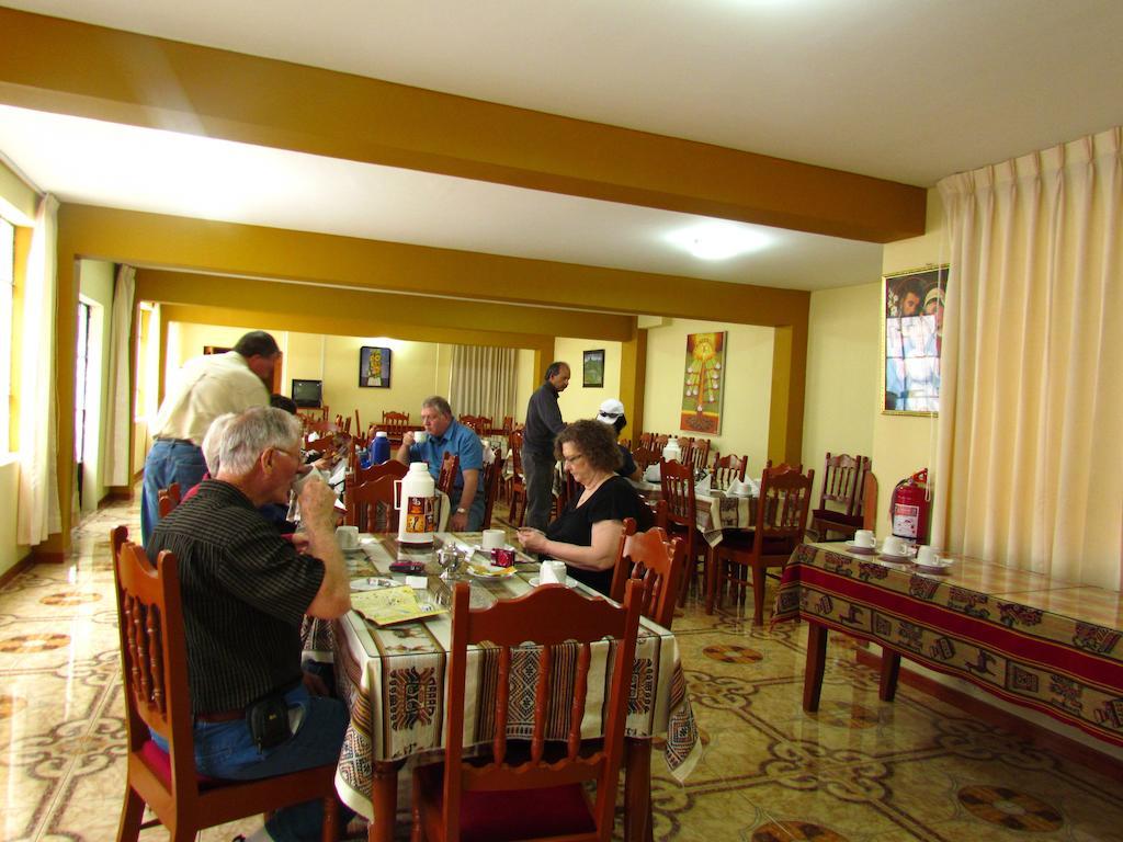 Hostal Santa Rosa クスコ エクステリア 写真